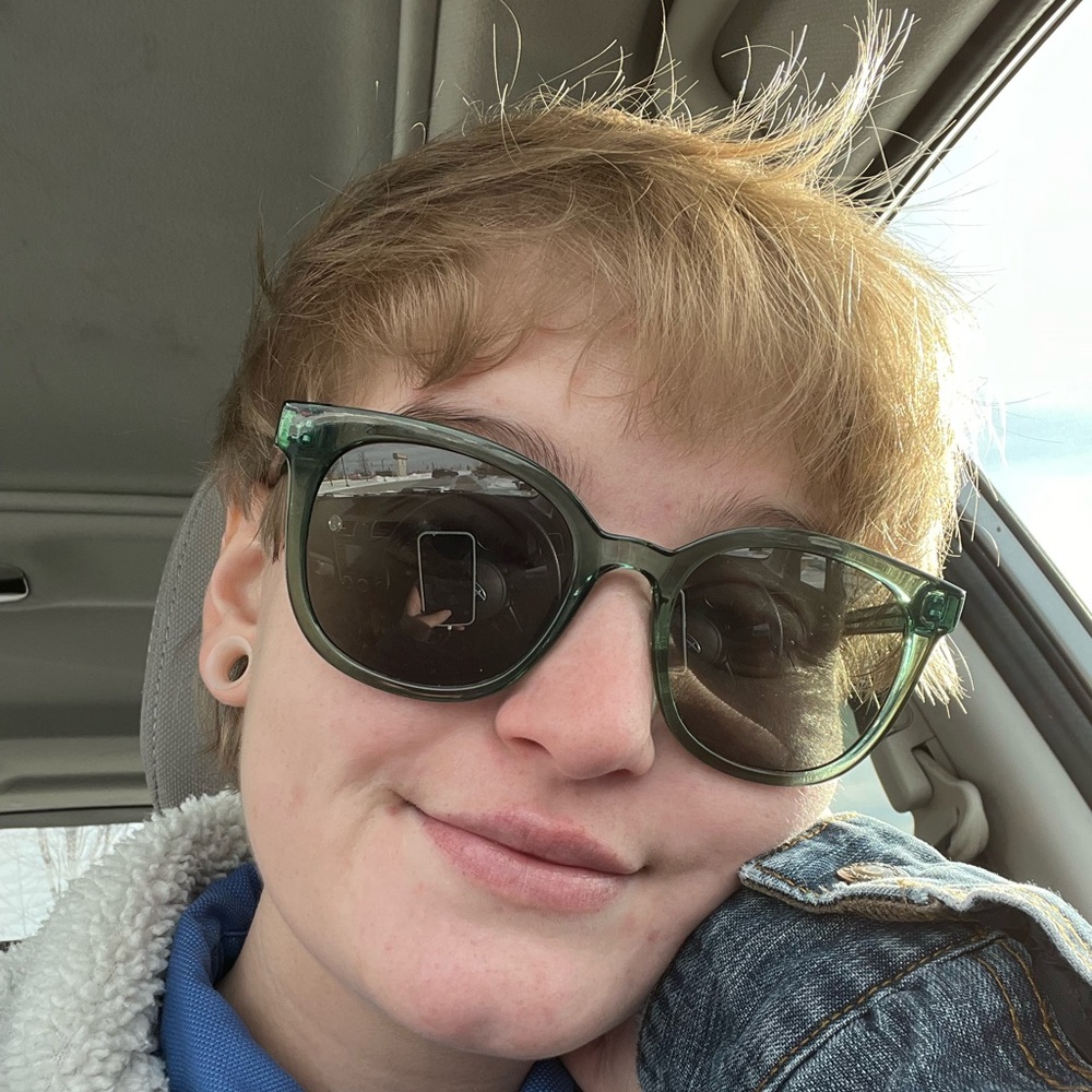 Meet your Posher, Kendra